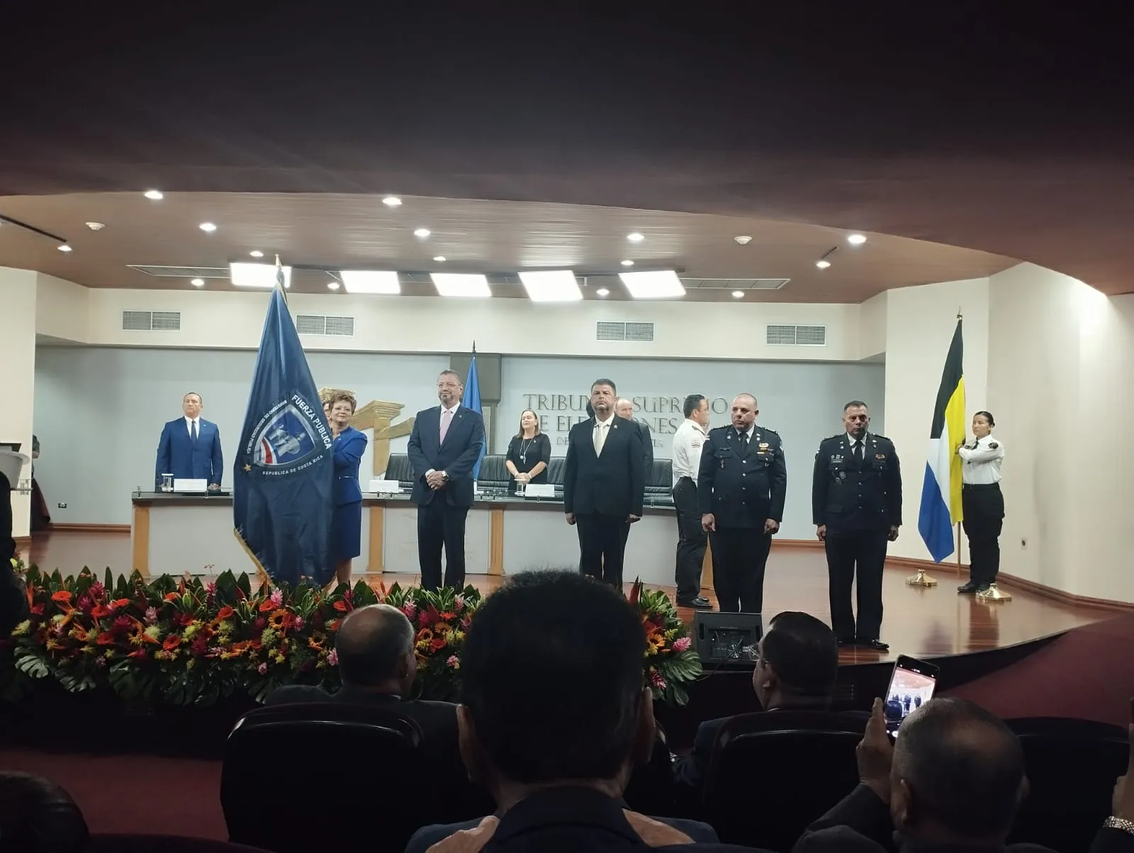 Fuerza_Pública_Veda_interna