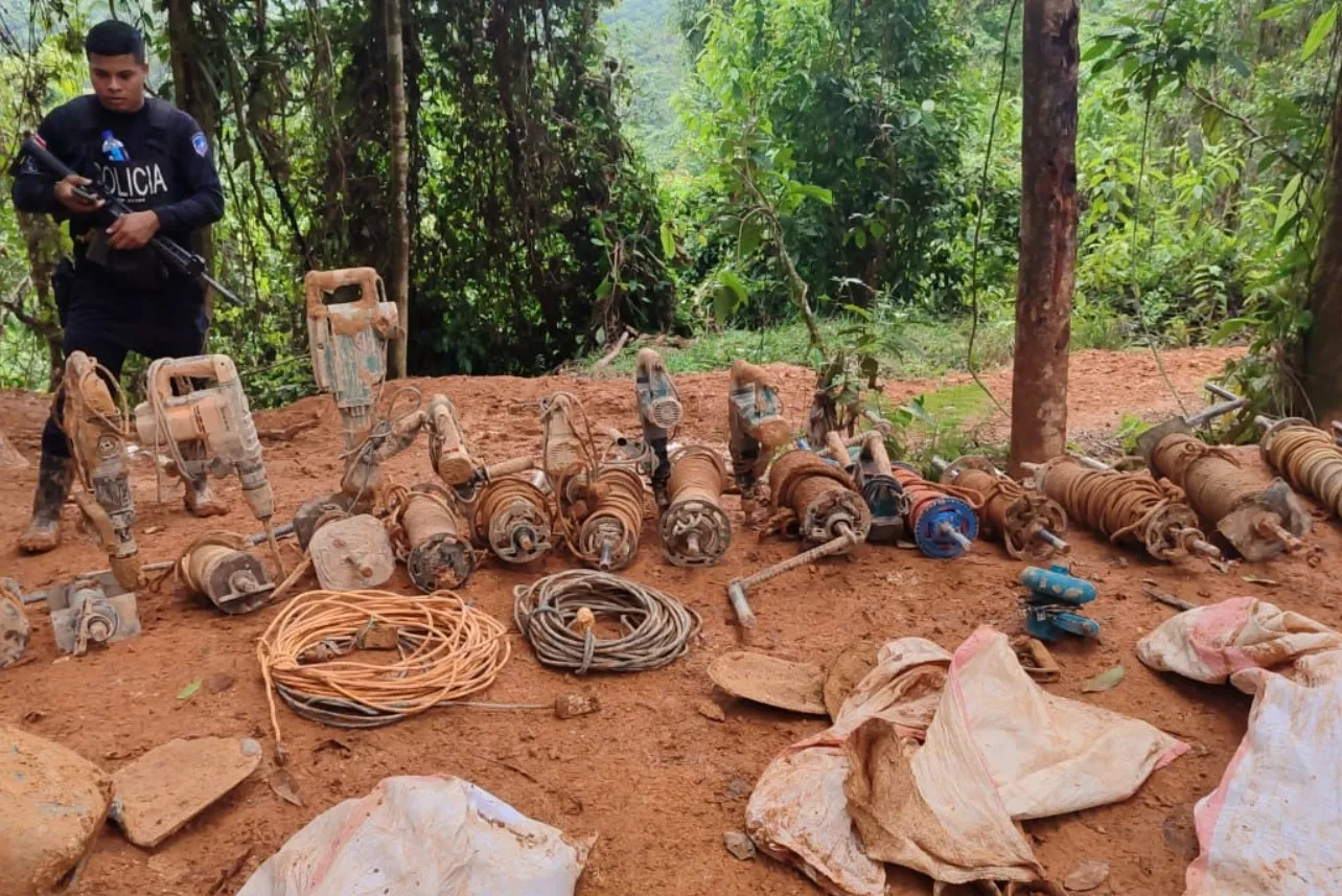 Crucitas, minería, emergencia nacional, noticias, Costa Rica