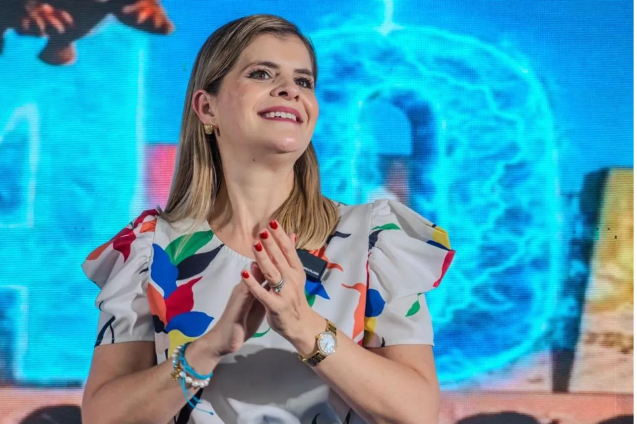 Laura Fernández, CIEP-UCR, encuesta, noticias, Costa Rica