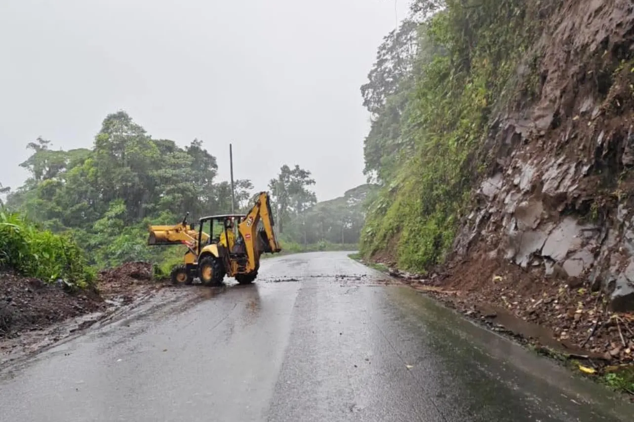 Ruta 32, derrumbes, deslizamientos, MOPT, noticias, Costa Rica