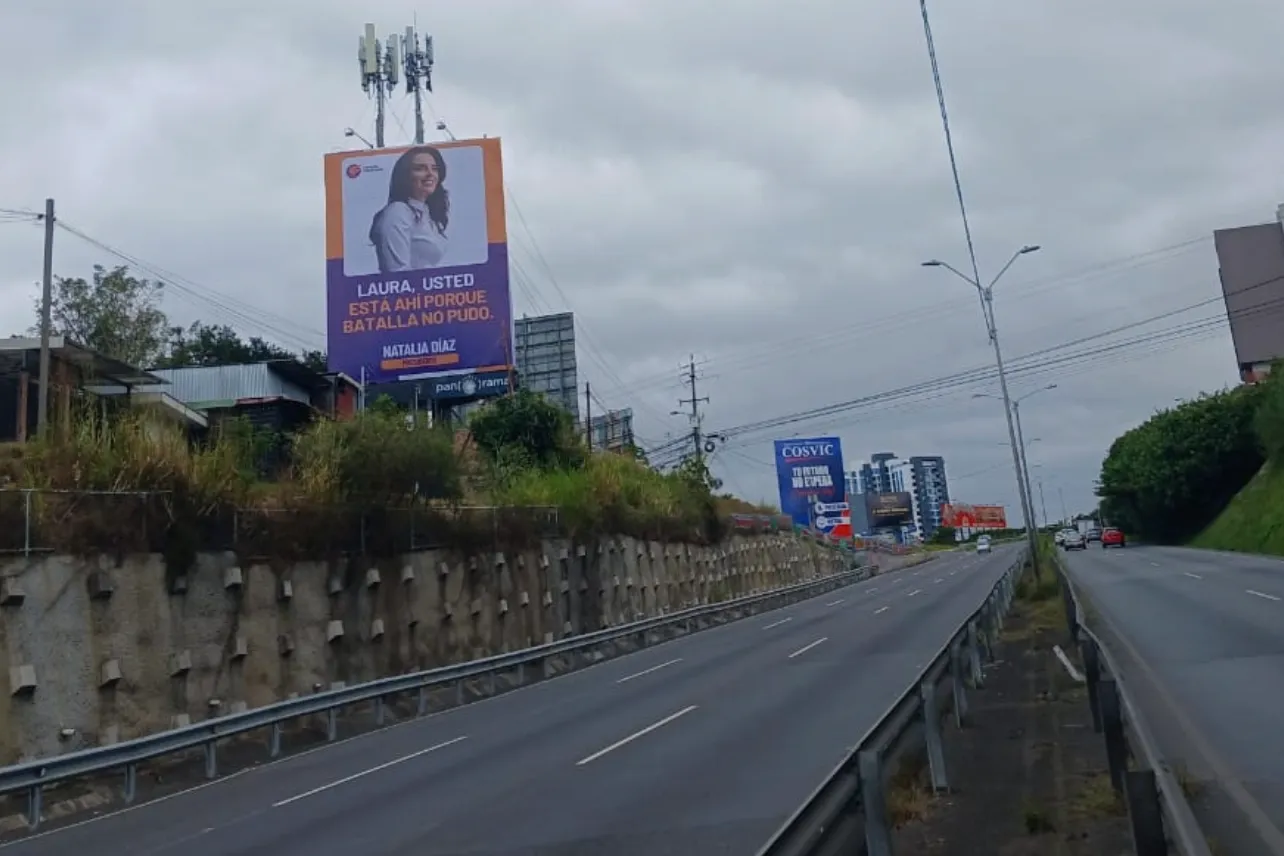 050125_Vallas_Natalia_Díaz_Mensajes_Candidatos_interna