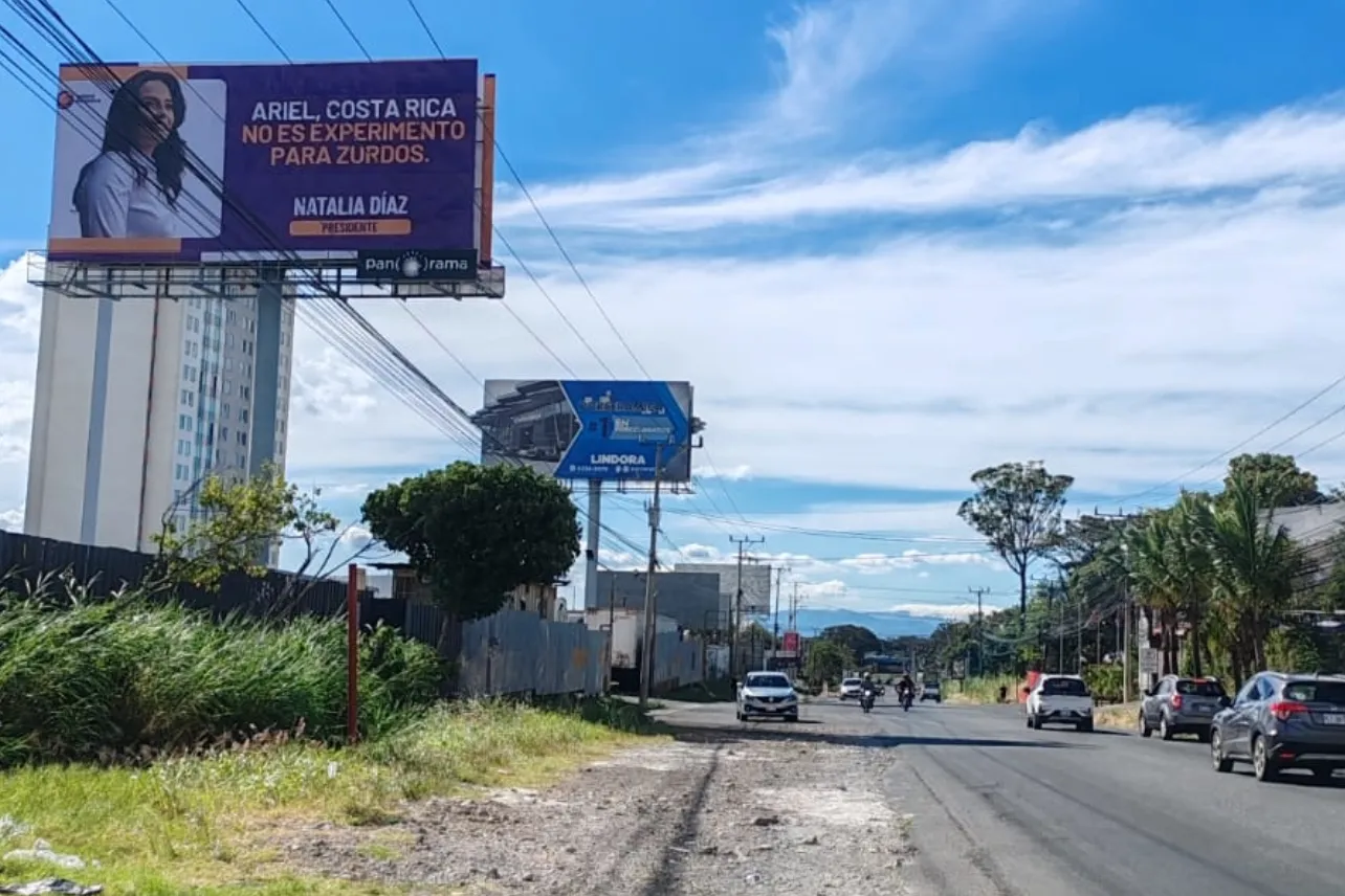 050125_Vallas_Natalia_Díaz_Mensajes_Candidatos_interna