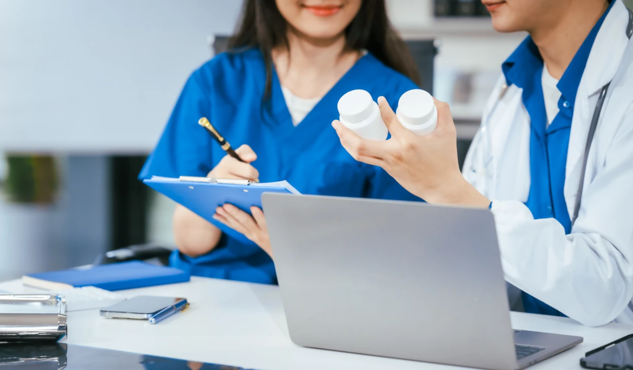 receta, digital, antibióticos, médicos, farmacéuticos, obligatorio