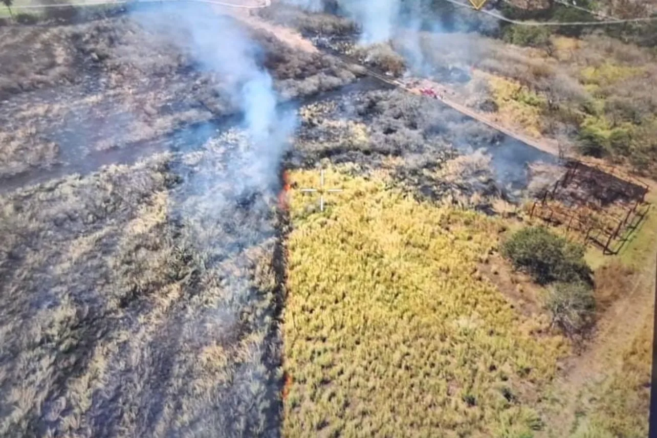 quema charral, La Garita, Recope, fábrica pólvora, viviendas, noticias, Costa Rica