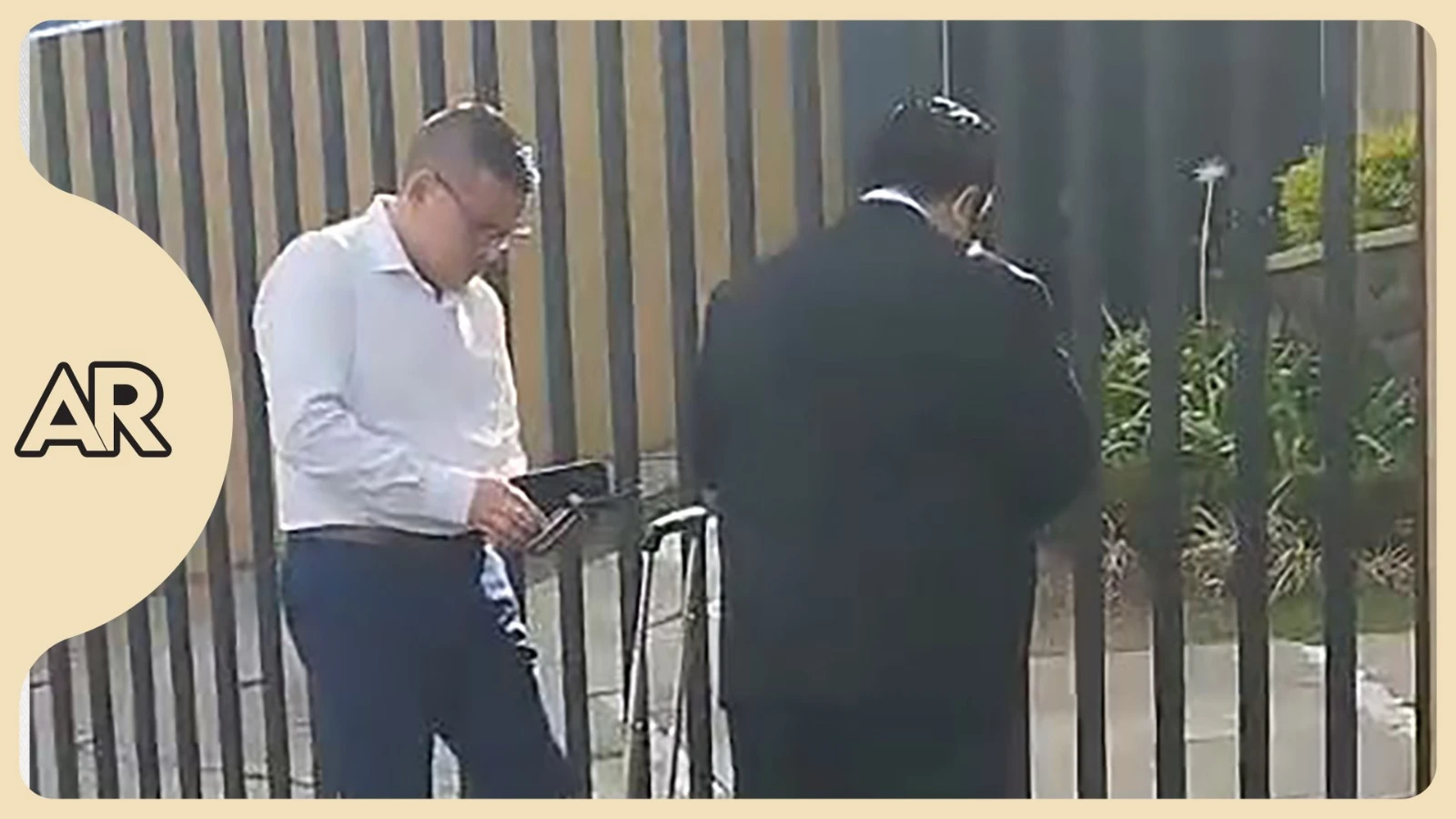 “Yo no voy a dar declaraciones”, dice Fabricio Alvarado al ingresar a Fiscalía para ser indagado