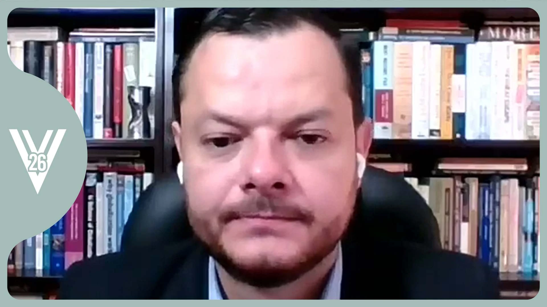 El candidato Juan Carlos expone su plan en temas de infraestructura, economía y corrupción