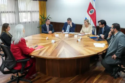 Protocolo, Seguridad, ministro Comunicación, ingreso, celulares, reuniones, noticias, Costa Rica