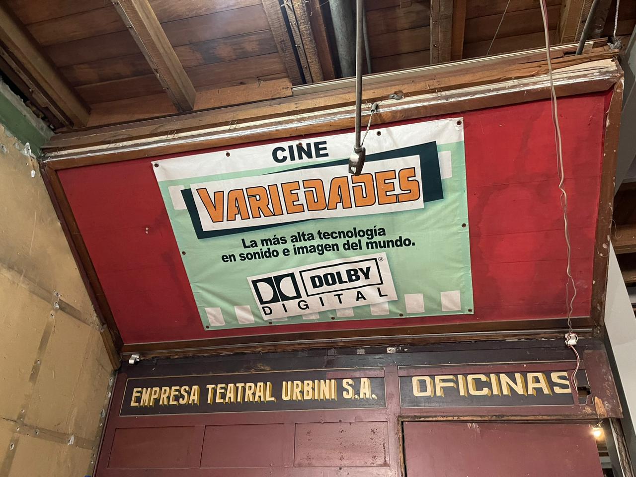 cine variedades restauración