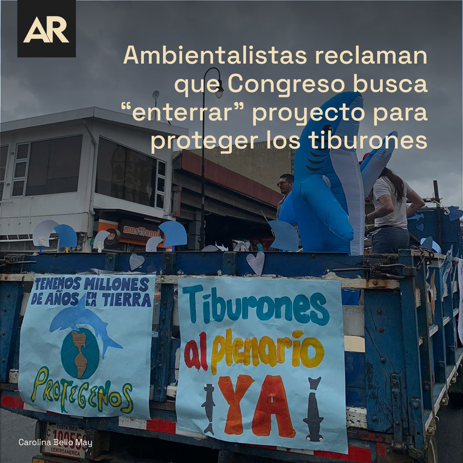 210923_Tiburones_Marcha_3.jpg