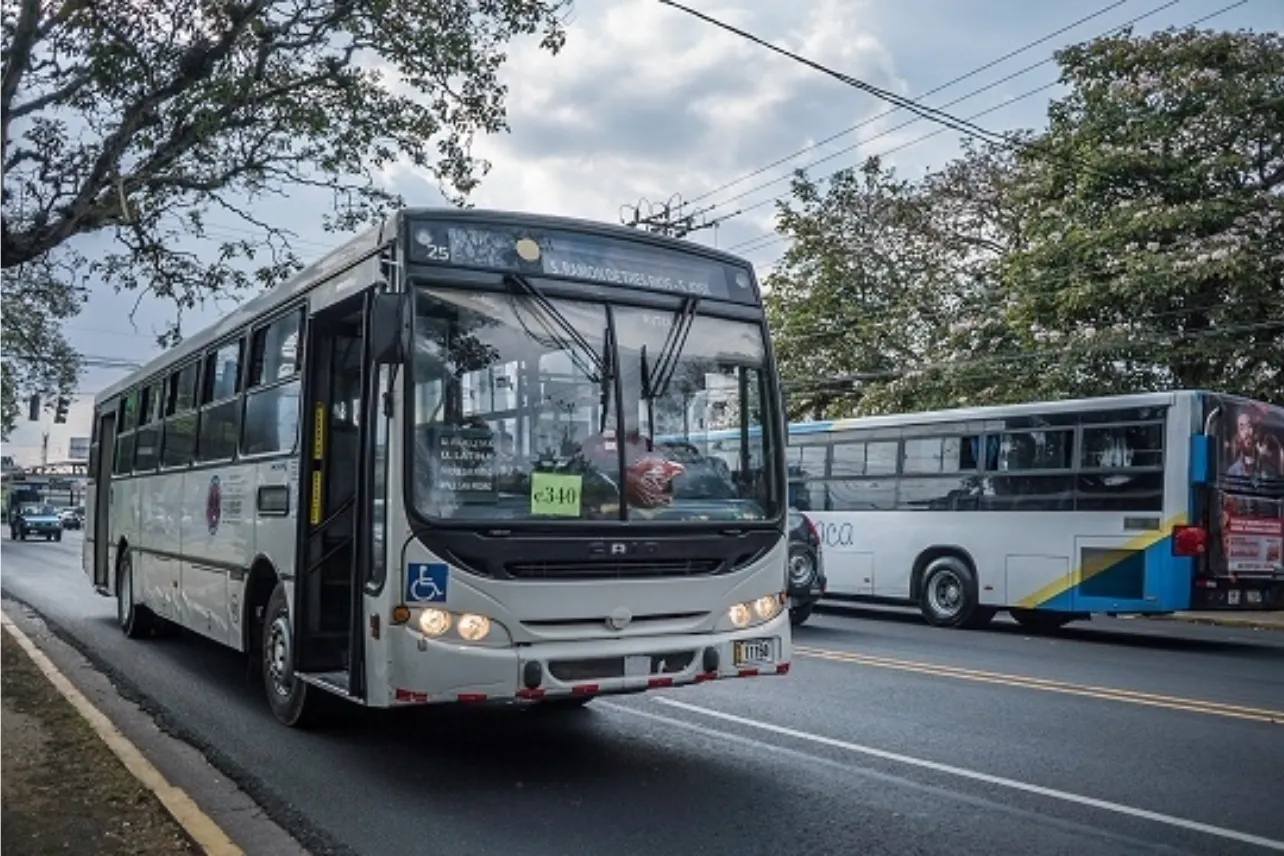 220526_Buses_FULL