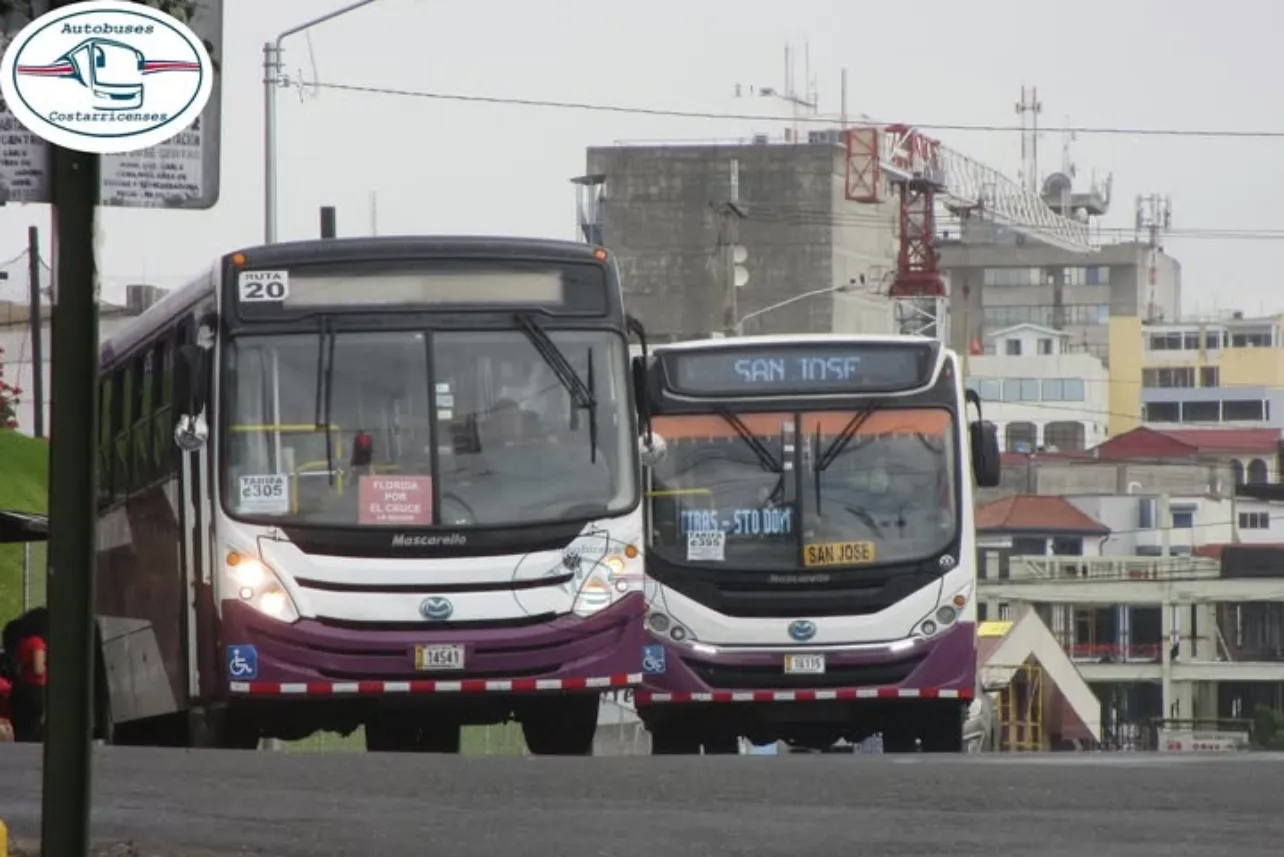 221025_Autobuses_Coopana