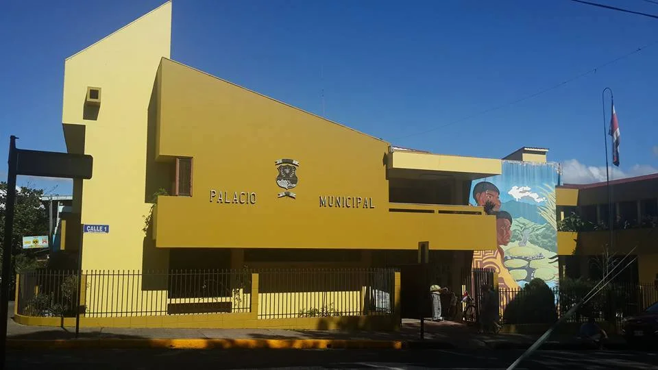 Turrialba, convenciones colectivas, Sala IV, Contraloría