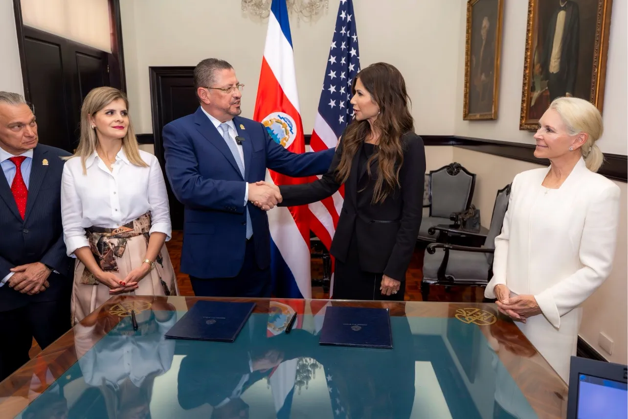 Costa Rica, EEUU, Gobierno, migrantes, Laura Fernández, noticias, Costa Rica