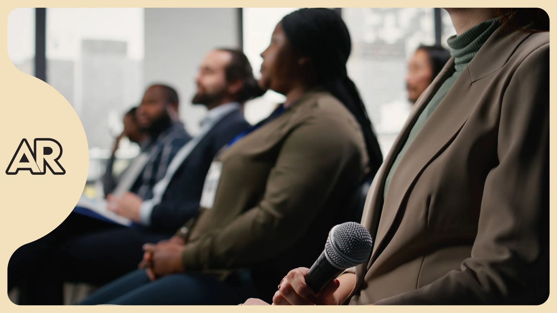 Ciudadanos al poder: Finlandia revoluciona la toma de decisiones con paneles deliberativos