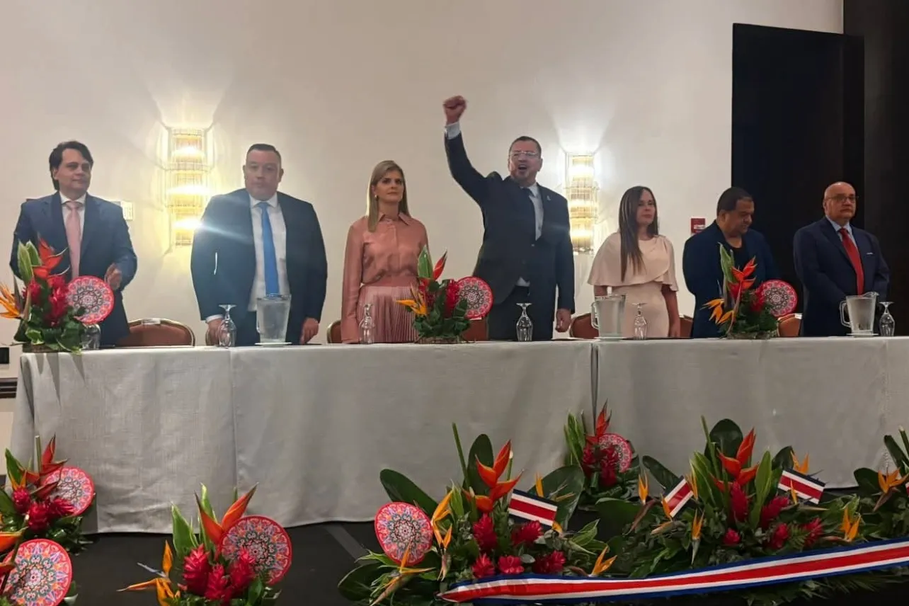 240426_Rodrigo_Chaves_Alianza_Evangélica_FULL