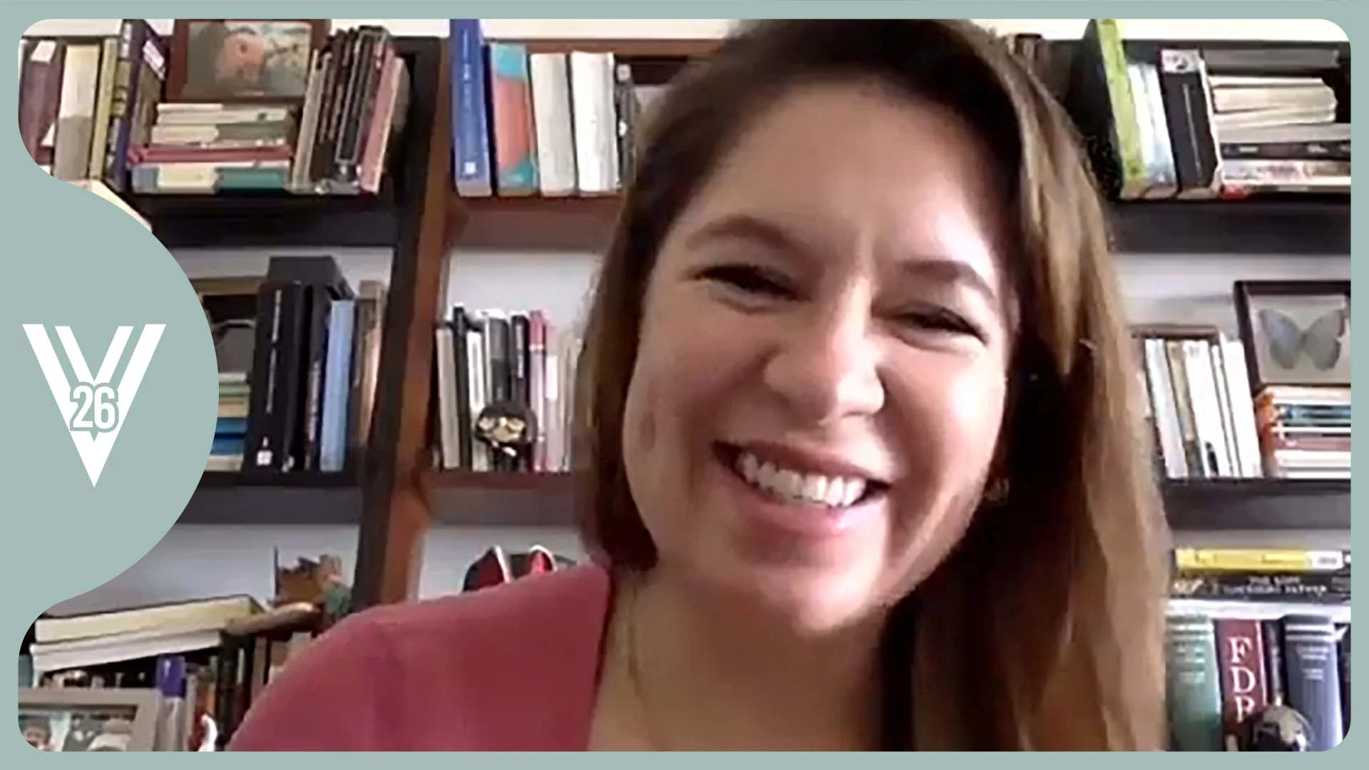 La candidata Claudia Dobles expone la visión de la Coalición Ciudadana y su plan país