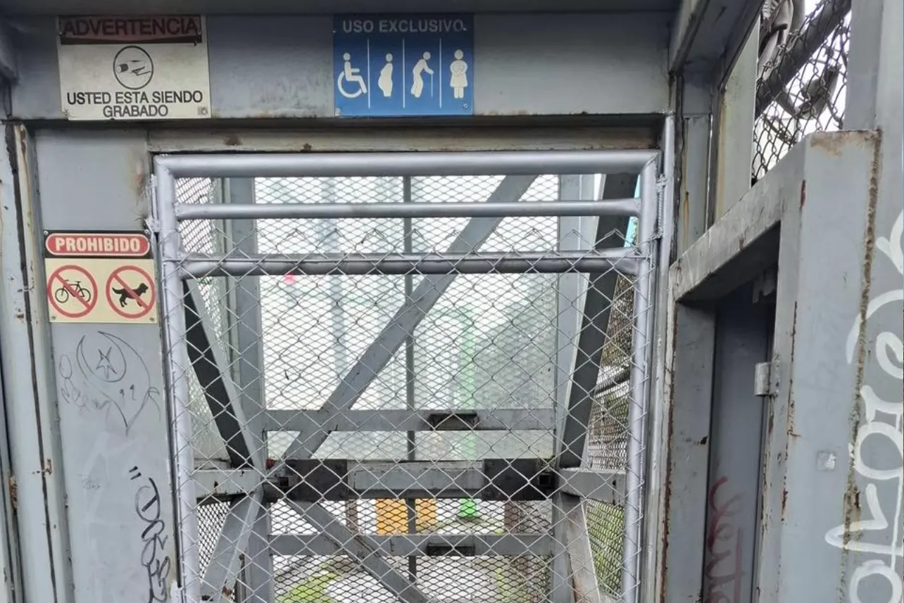 mal estado, falta de mantenimiento, vandalismo, puentes peatonales, noticias, Costa Rica
