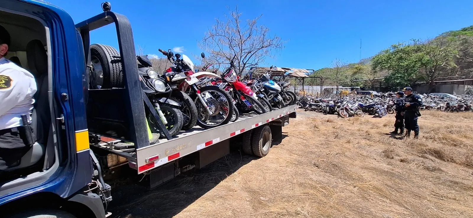 300326_Decomiso_Motocicletas_interna