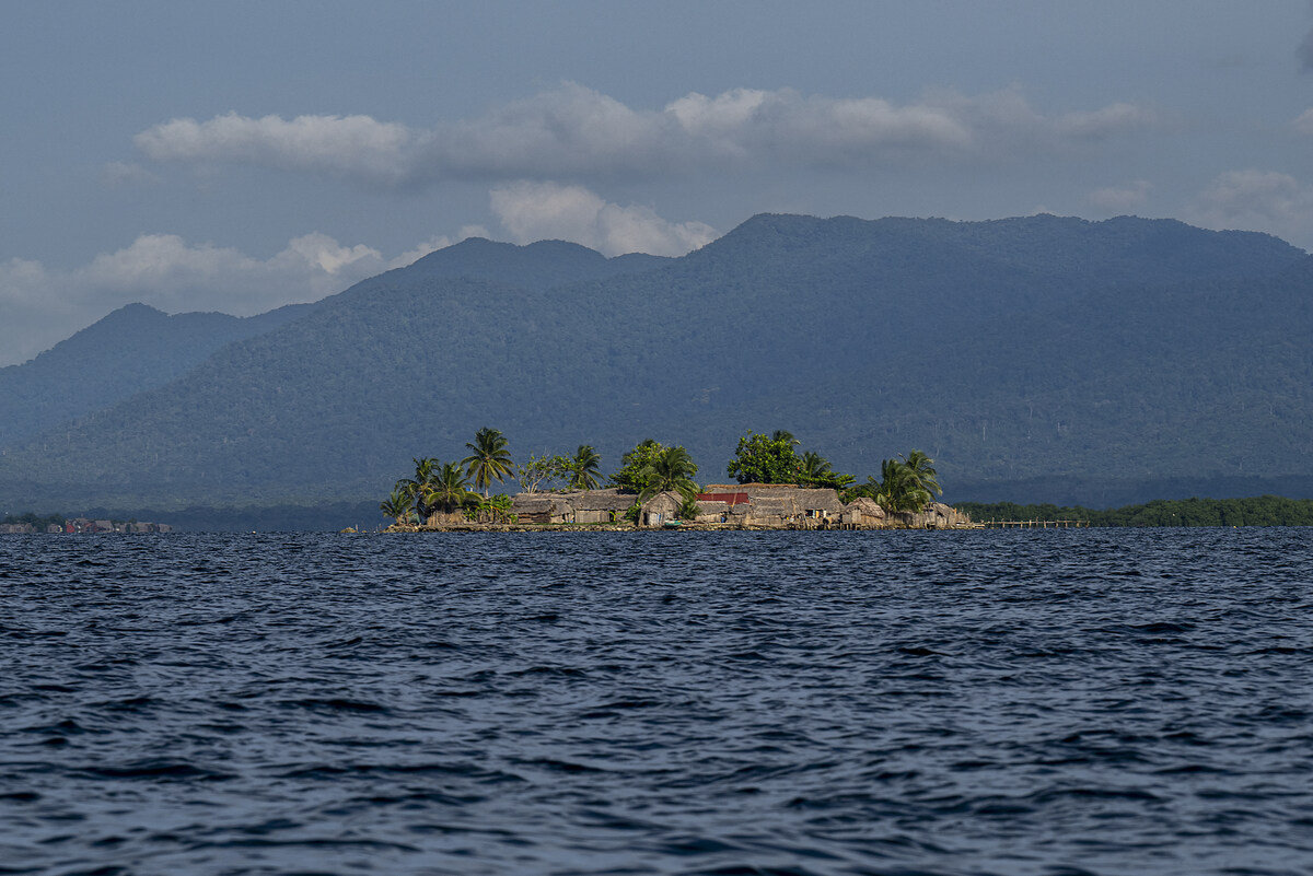 Cartí Sugdupu 1.jpg