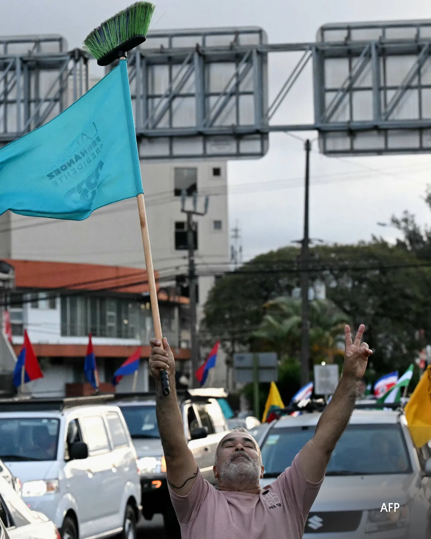 Costa Rica vivió una fiesta electoral este domingo