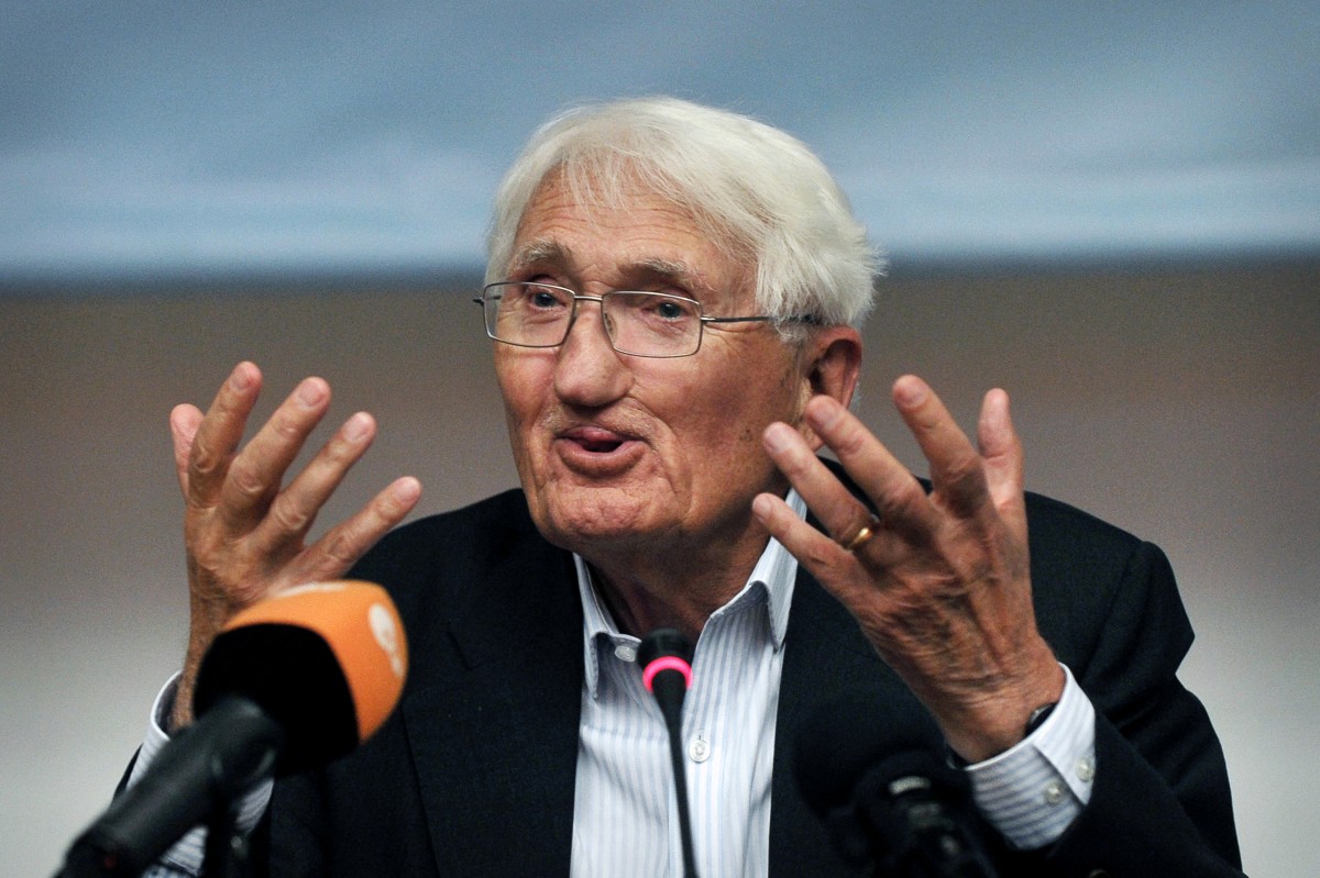 Jürgen Habermas durante una conferencia en Atenas, en 2013. AFP