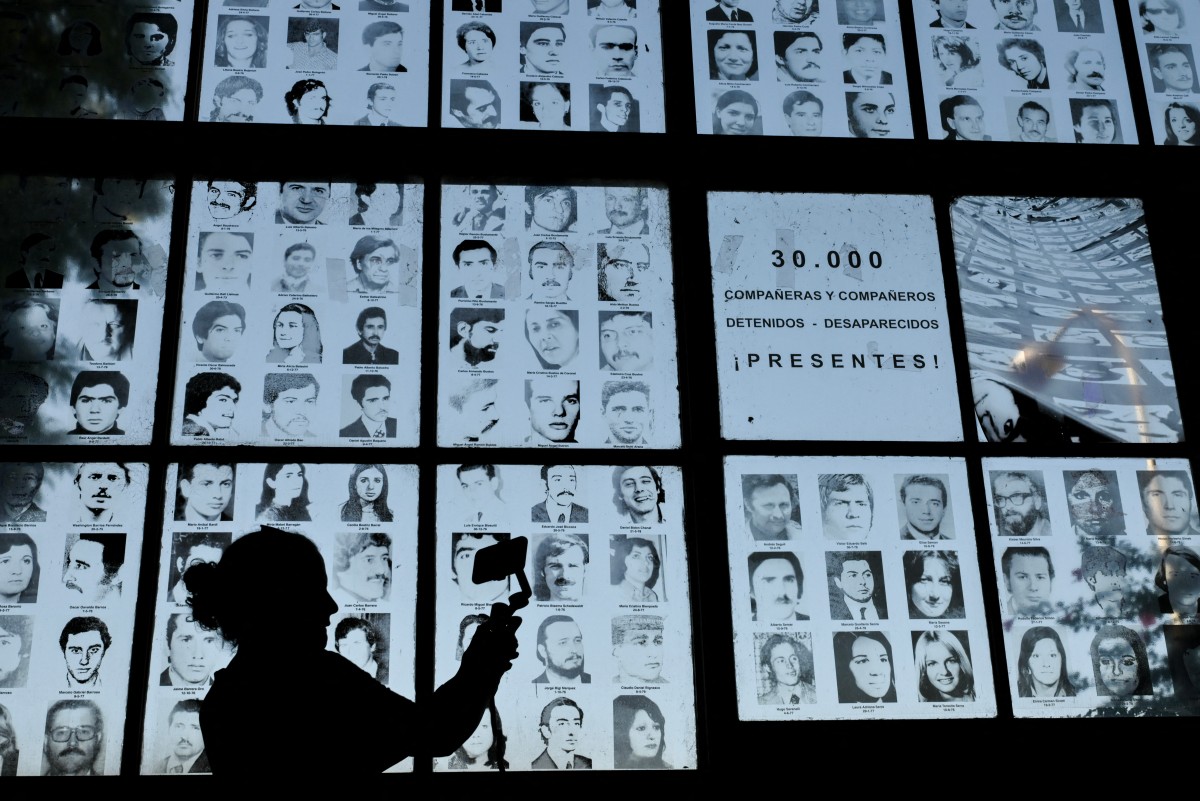 Fotos de desaparecidos en la dictadura argentina