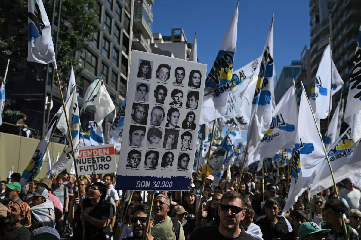 Fotos de desaparecidos en la dictadura argentina