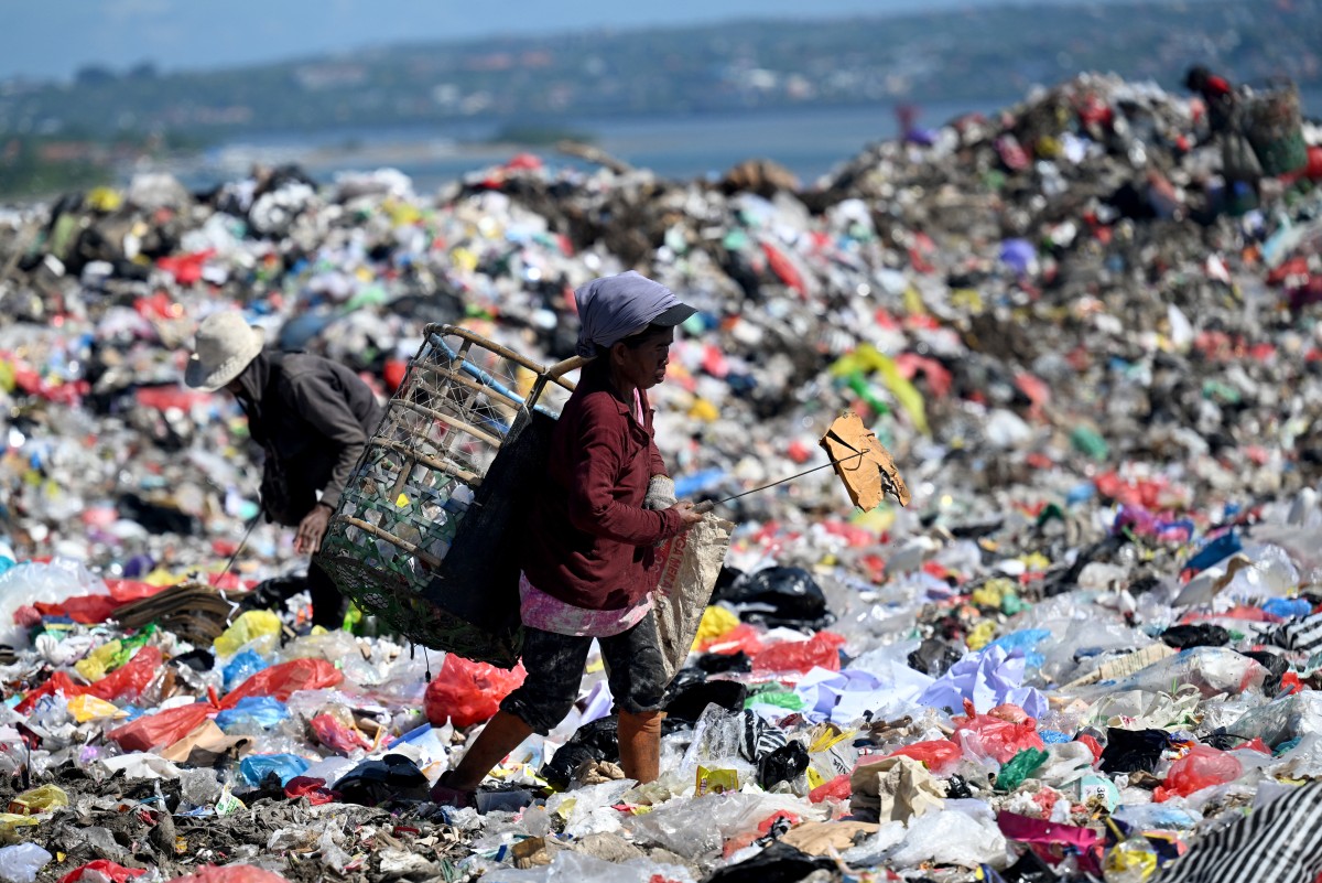 Basura en la isla de Bali, Indonesia