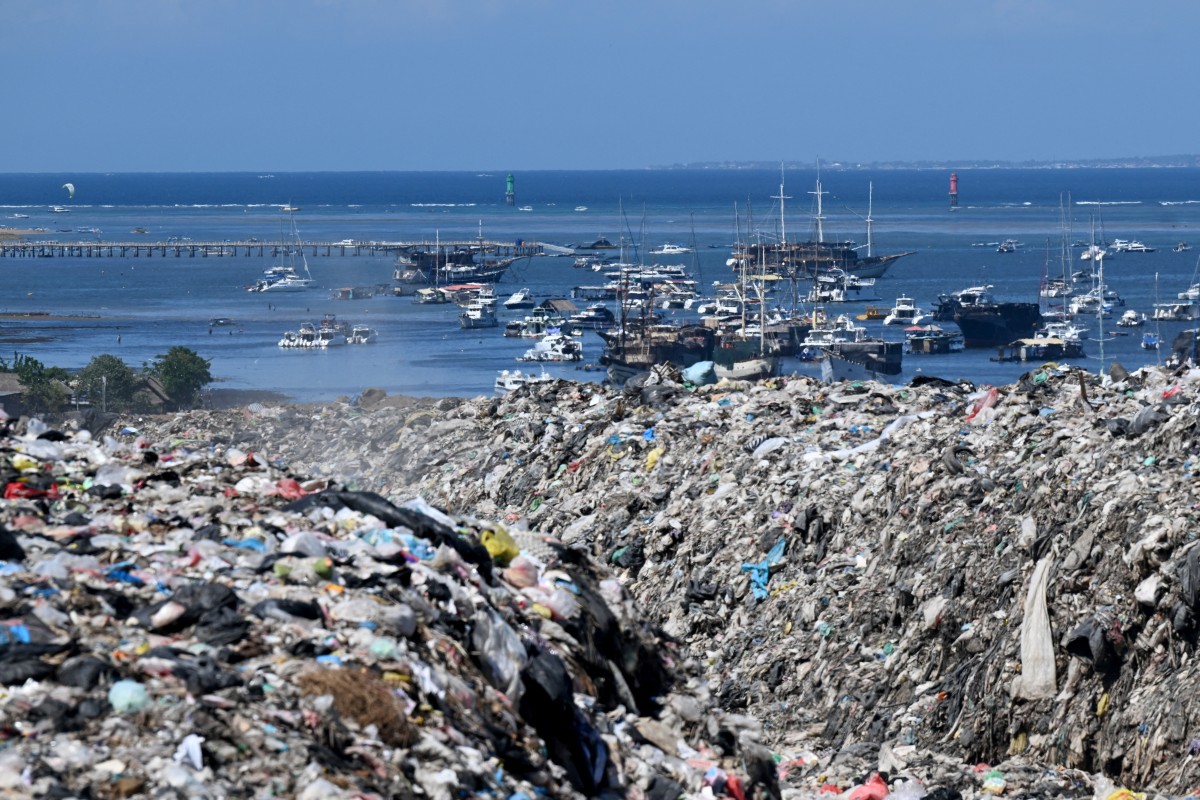 Basura en la isla de Bali, Indonesia