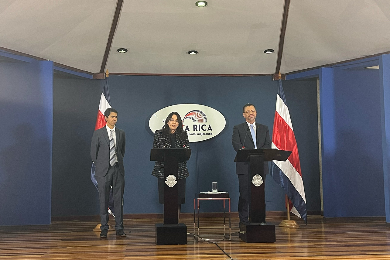 presidente Chaves, exministros, Luis Amador, Natalia Díaz, noticias, Costa Rica