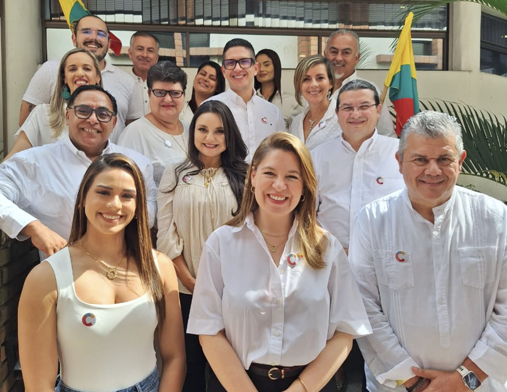 claudia dobles, candidata presidencial, Agenda Ciudadana, doble postulación
