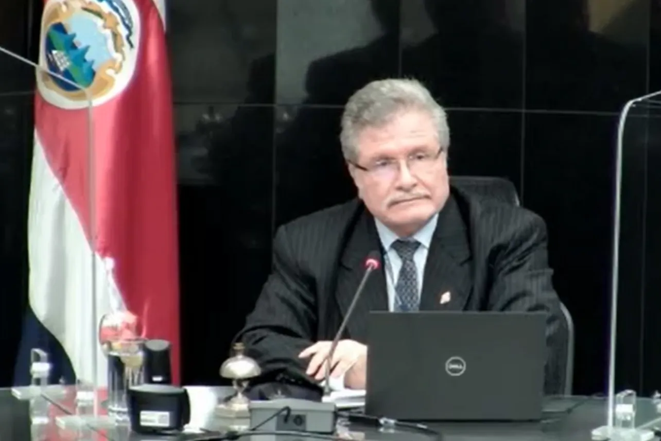 EEUU, revoca, visa, Fernando Cruz