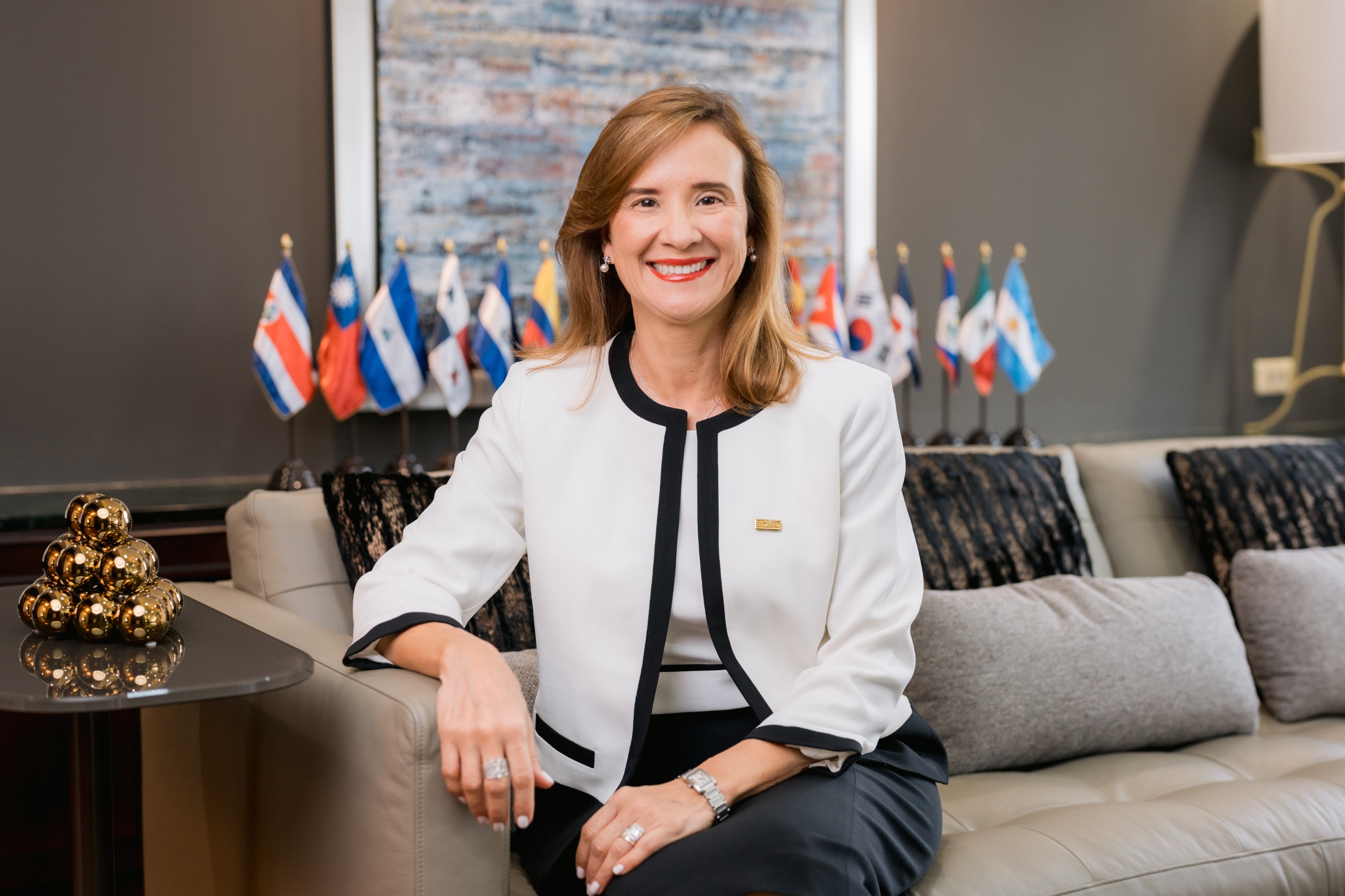 BCIE, mejora, calificación, Gisela Sánchez