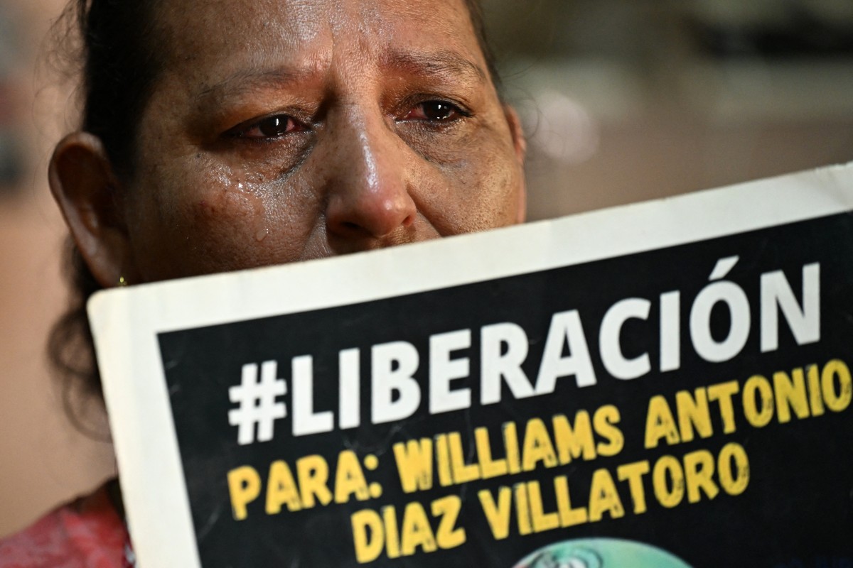 Juicios masivos en El Salvador: madre de Williams Díaz clama por liberación