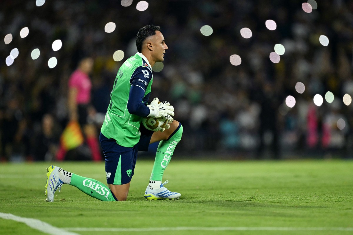 Keylor Navas en Pumas. AFP