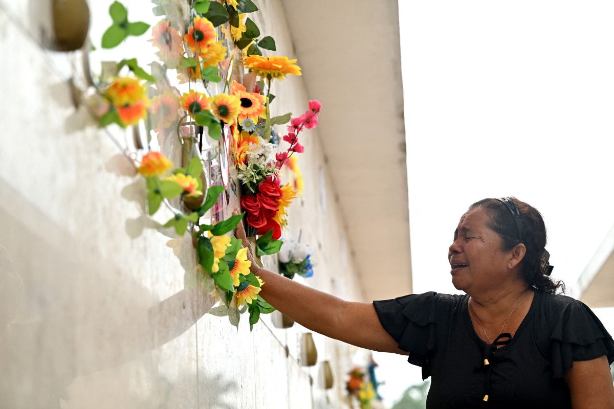 Mujer reclama justicia en Ecuador